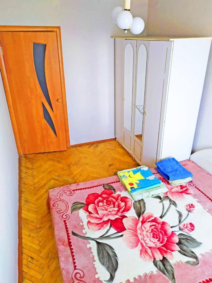 Malishko Apartment เคียฟ ภายนอก รูปภาพ